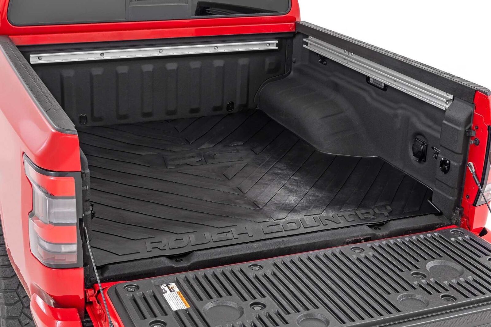 Rough Country Rubber Bed Mat for 2005-2024 Nissan Frontier | 5' Bed - RCM525
