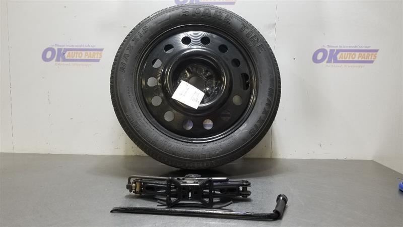 04 2004 FORD THUNDERBIRD TBIRD SPARE 17X5 WHEEL RIM WITH TIRE AND JACK TOOL KIT