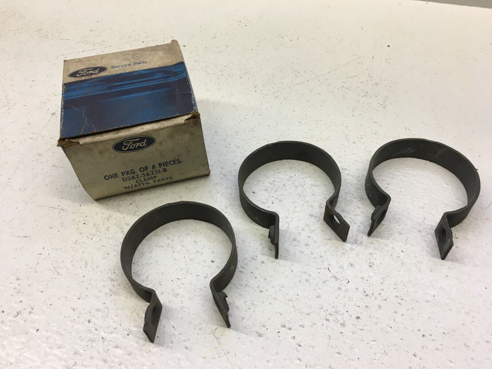 NOS 2¼“ Ford Exhaust Clamps Lot of 3 LTD Bronco Mustang Galaxie Country Squire