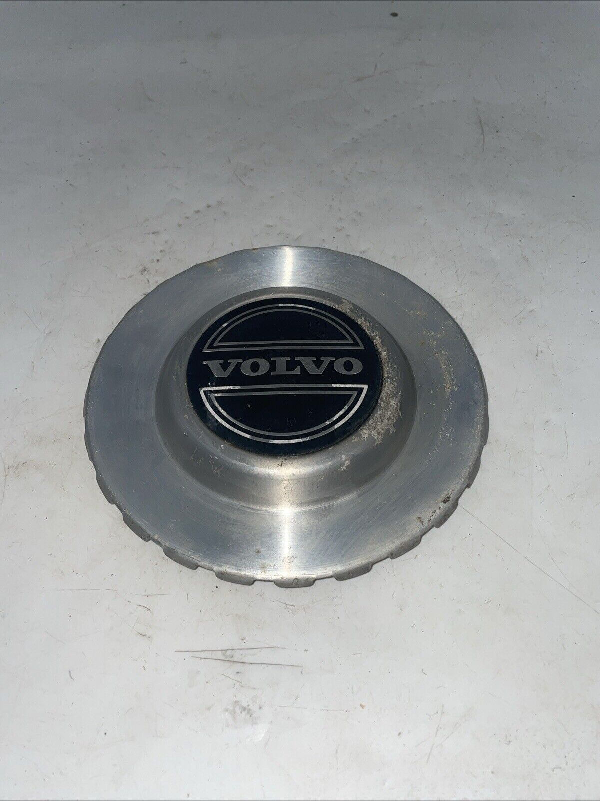 Volvo OEM 1980-1985 240 DL Chrome Center Cap Wheel Hub Cover