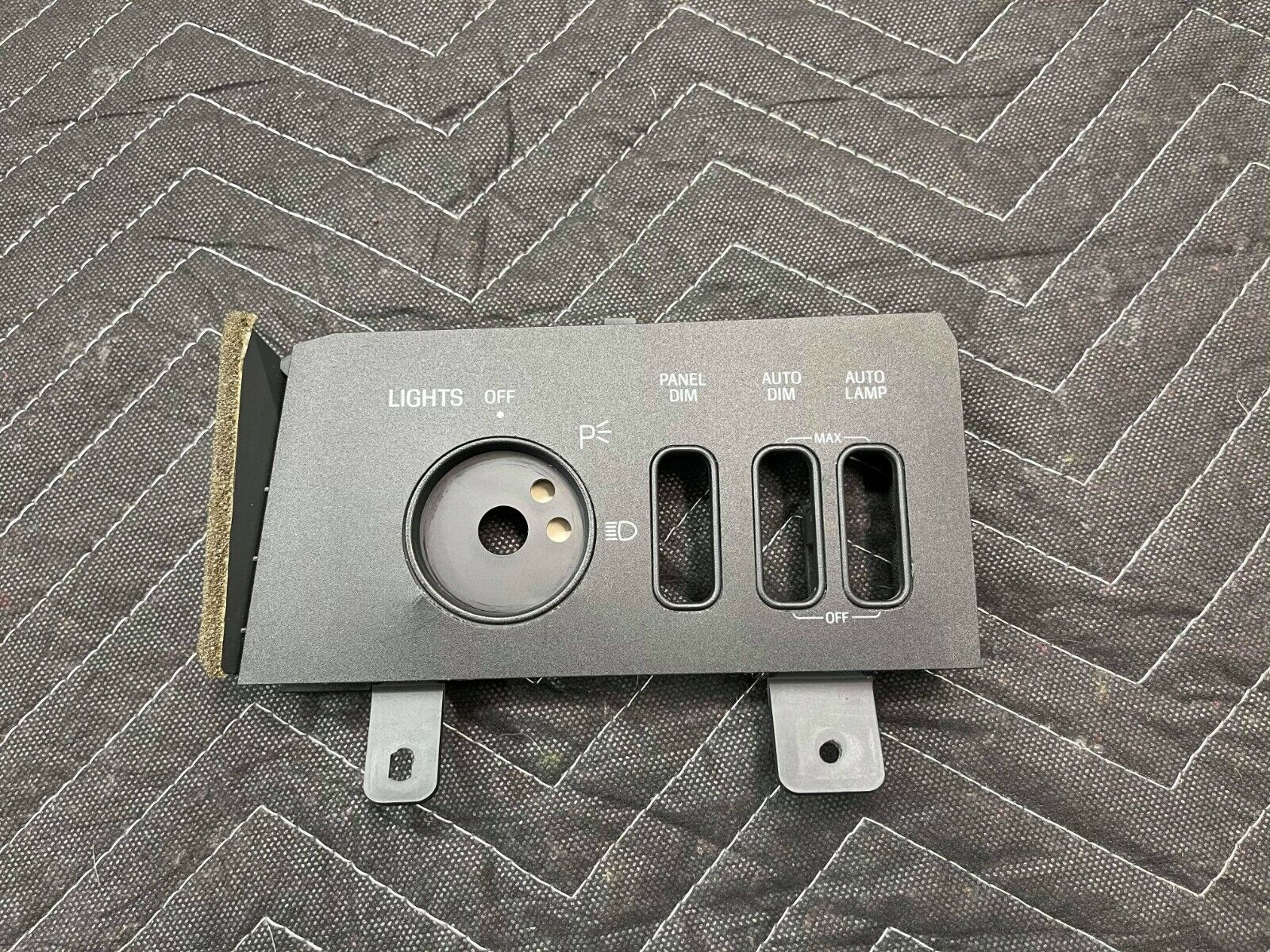 1990-1992 Lincoln Mark VII Headlight Dimmer Switch Trim Bezel Finishing Panel
