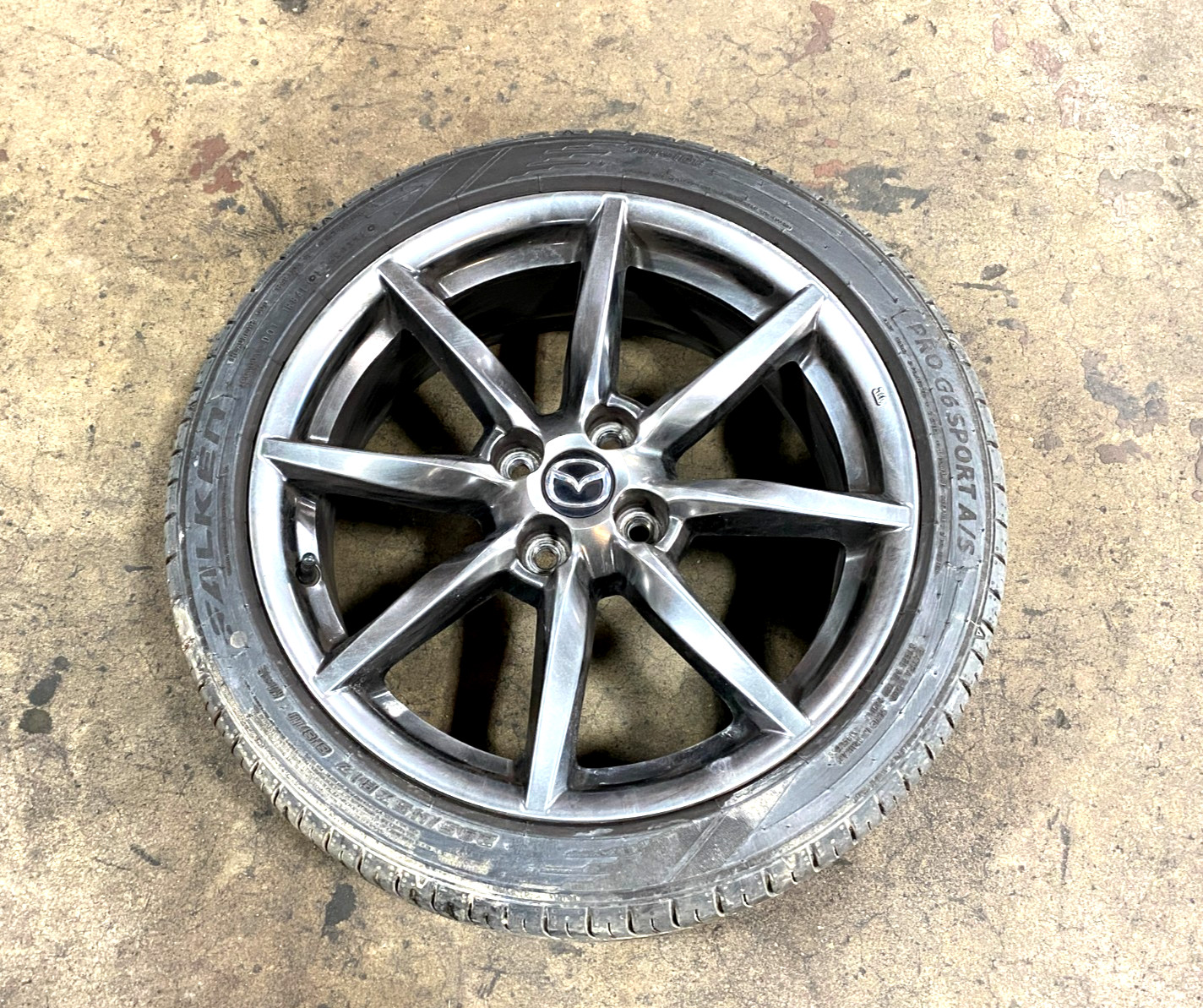 16 17 18 19 MAZDA MIATA MX-5 GUNMETAL GRAY RIM WHEEL 17 X 7 W/ TIRE OEM B0.01