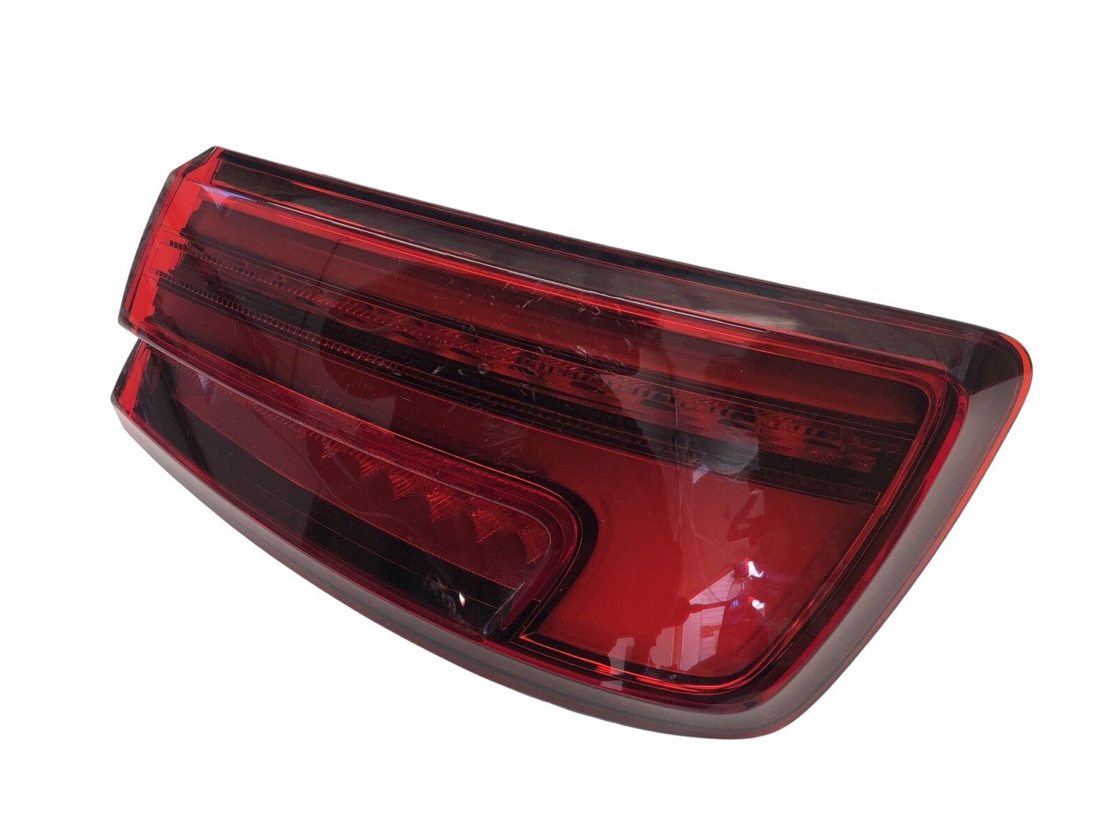 LED Quarter Mounted Tail Light Audi A3 S3 RS3 2017-2020 RH Passenger Scratched