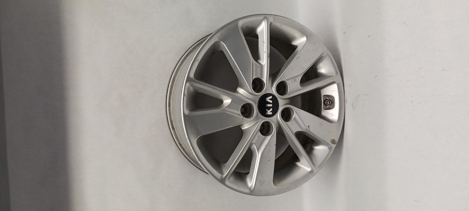 2016 KIA OPTIMA Wheel 16x6-1/2 alloy angled spoke silver OEM 16