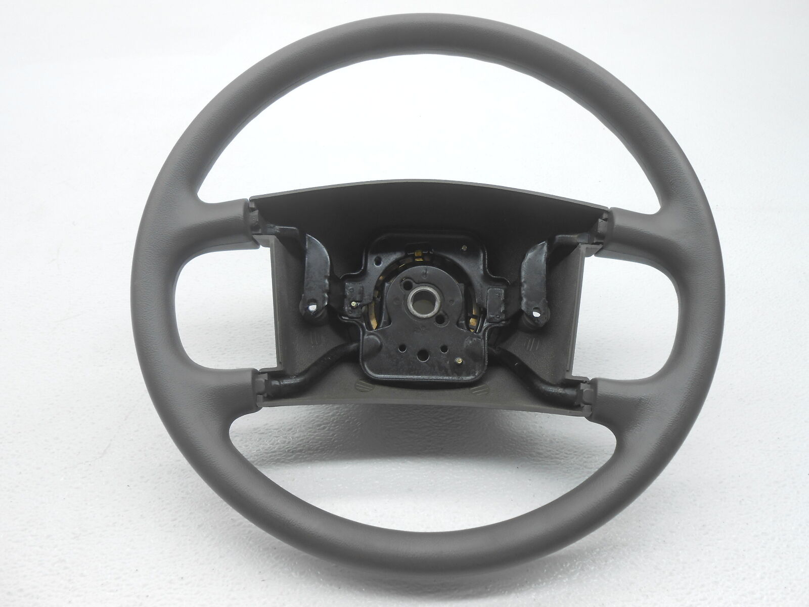 New OEM Steering Wheel Tempo 87 88 89 91 91 92 93 94
