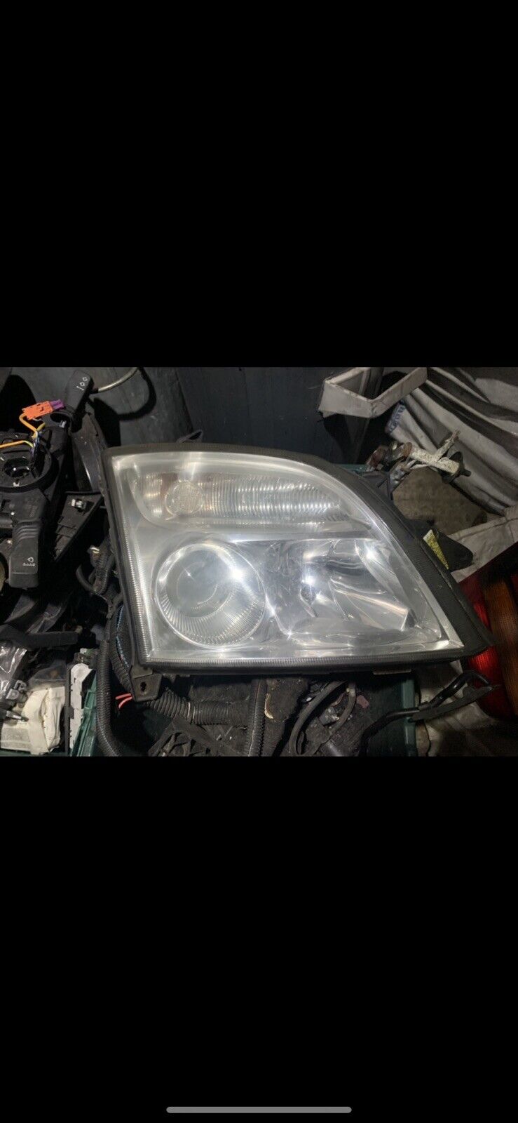 VAUXHALL VECTRA C DRIVERS SIDE HEADLIGHT 2002 UP TO 2005 PRE FACE LIFT