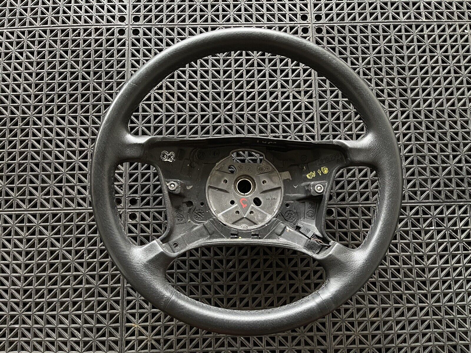 BMW 1999-2009 740iL steering wheel