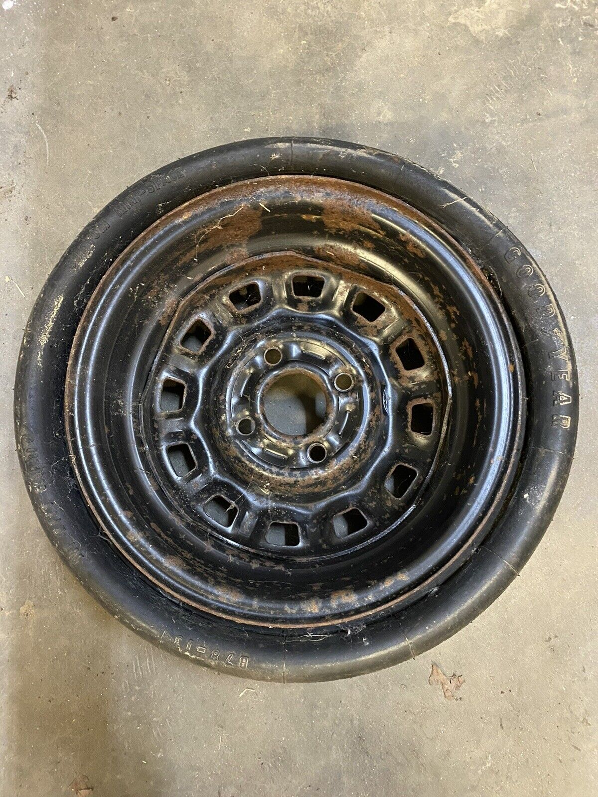 1971-80 Chevy Vega Monza Spare Tire Temporary Wheel B78-13 Never Used