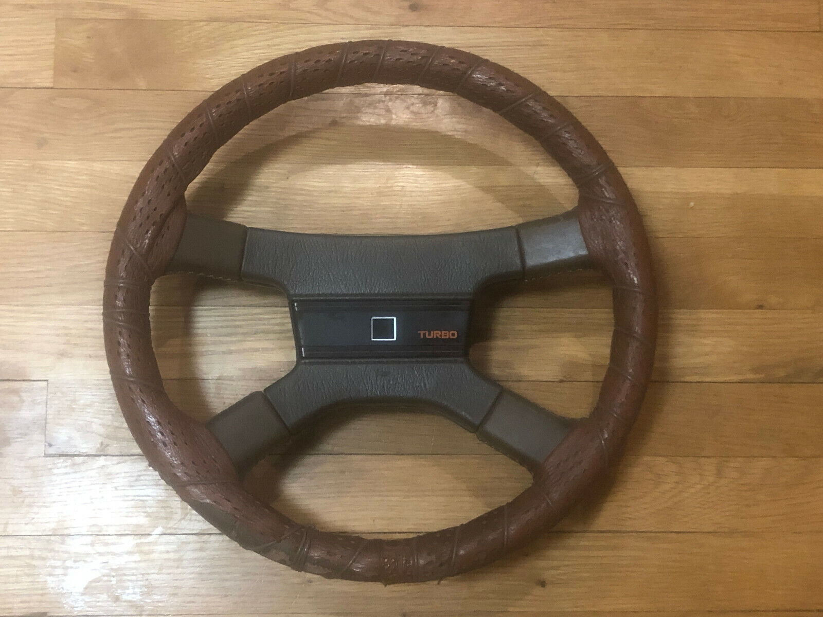 Starion / Conquest TSi steering wheel EARLY YEARS 83/84