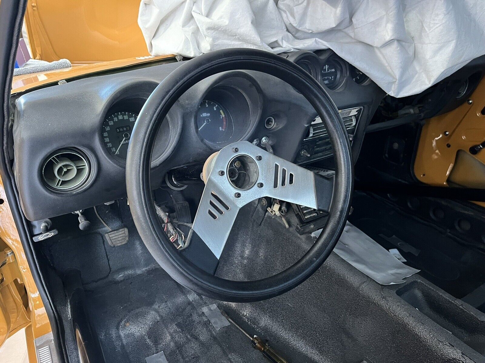 71 72 73 Datsun 240Z S30 14” Steering Wheel with Hub Adapter