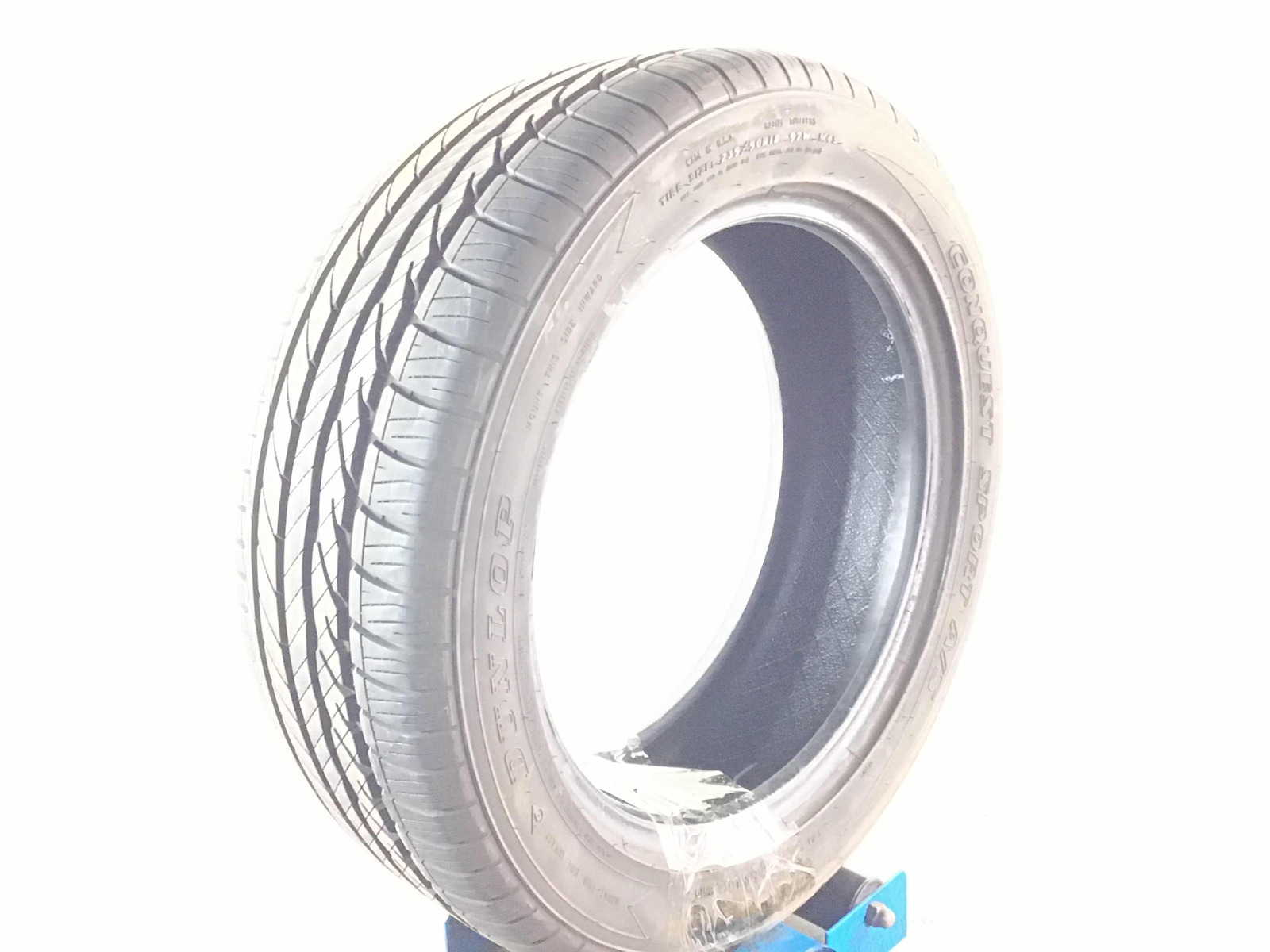 P235/50R18 Dunlop Conquest Sport A/S 97 W Used 9/32nds