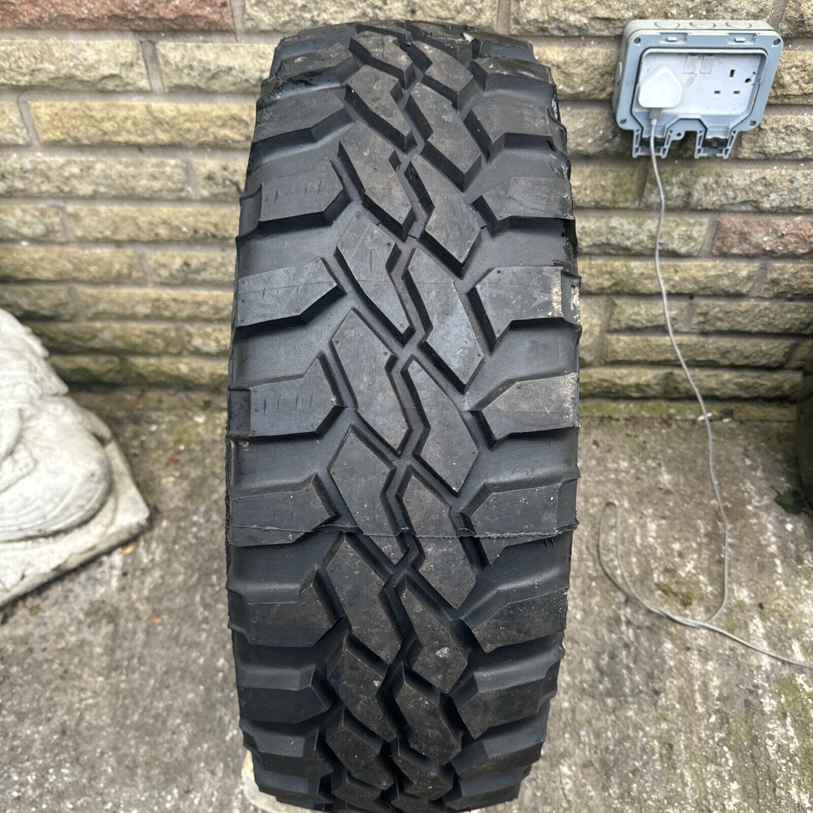 Kingpin Radial 31X10.50R15 136N Mud Tyre Brand New