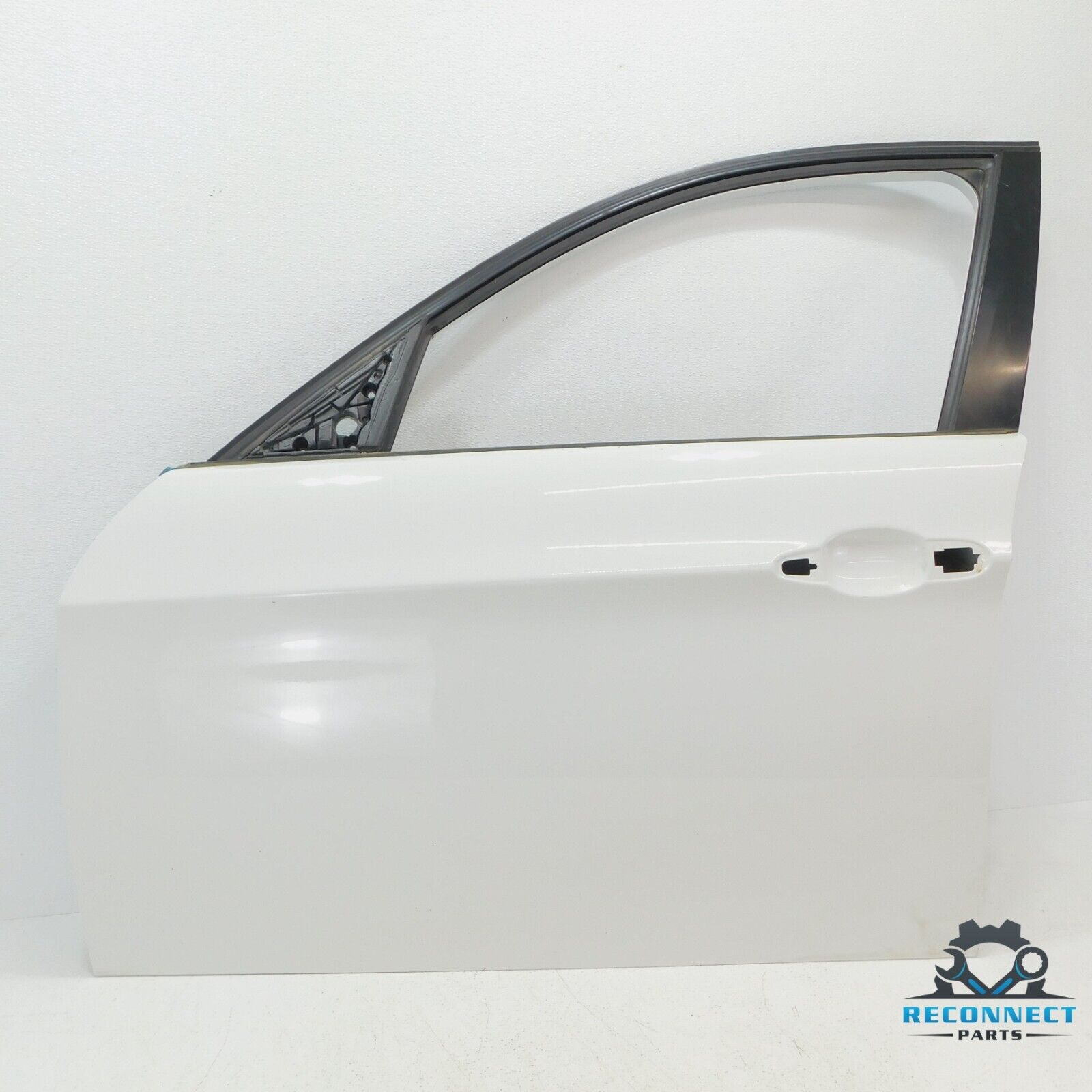 06-12 BMW 335i M3 E90 Front Left Driver Side Door Shell Panel Assembly White OEM