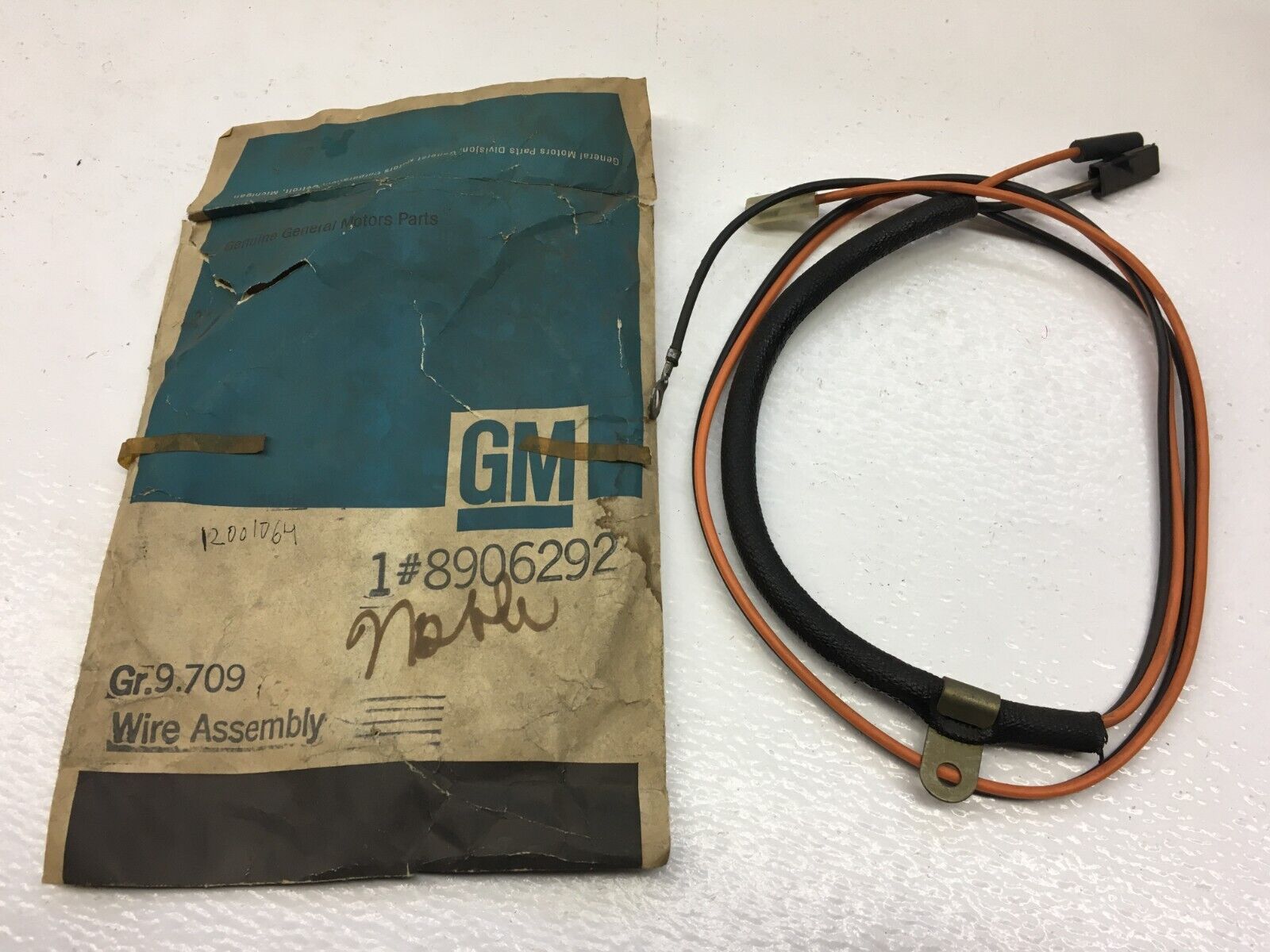 GM NOS 1974-77 Chevy GMC G Van Cigarette Lighter Wire Assembly 8906262