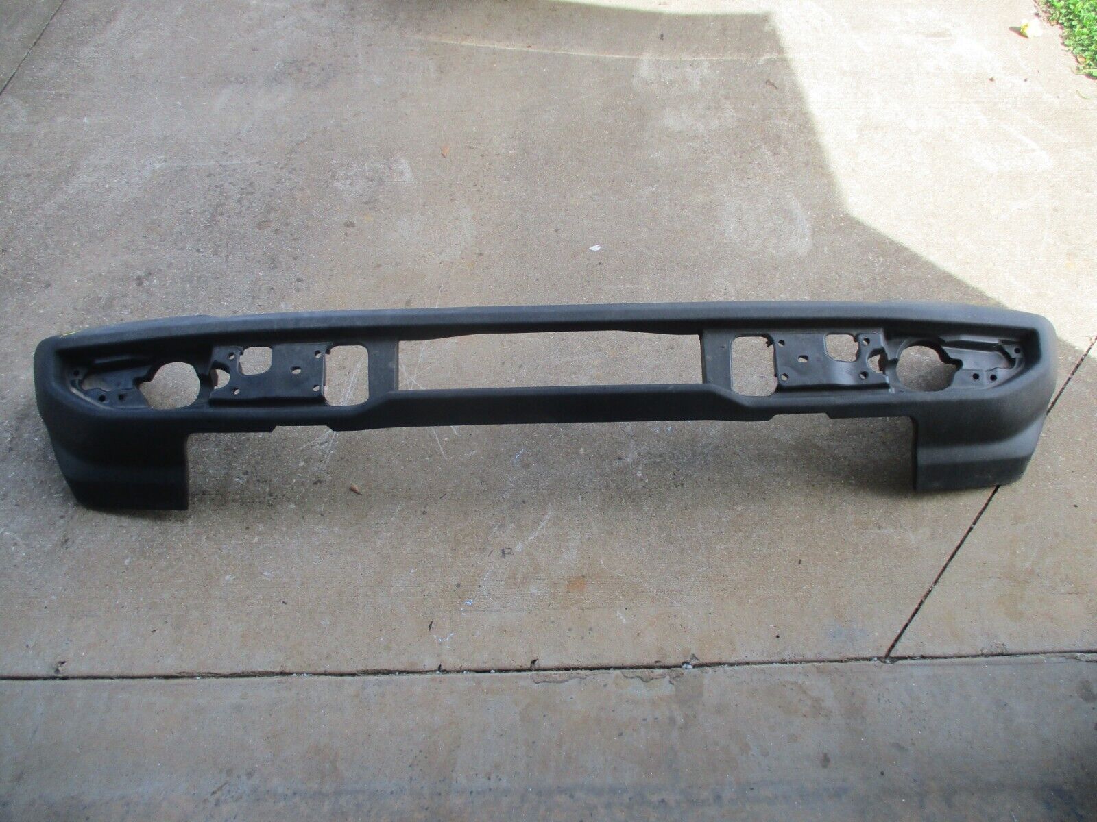 2021 2022 FORD BRONCO FRONT BUMPER COVER OEM