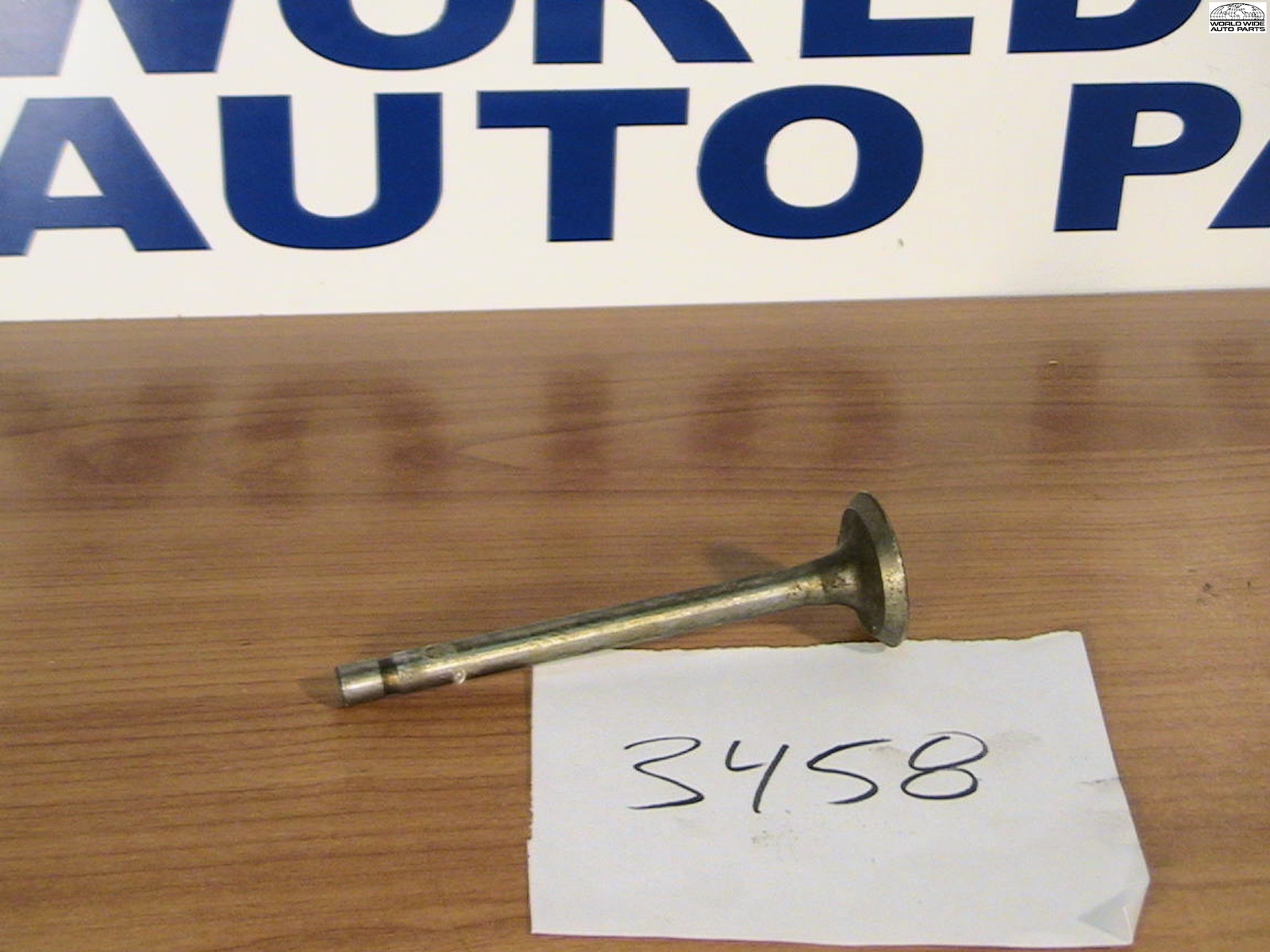 Ford Taunus 17M    Exhaust Valve  1958-1964