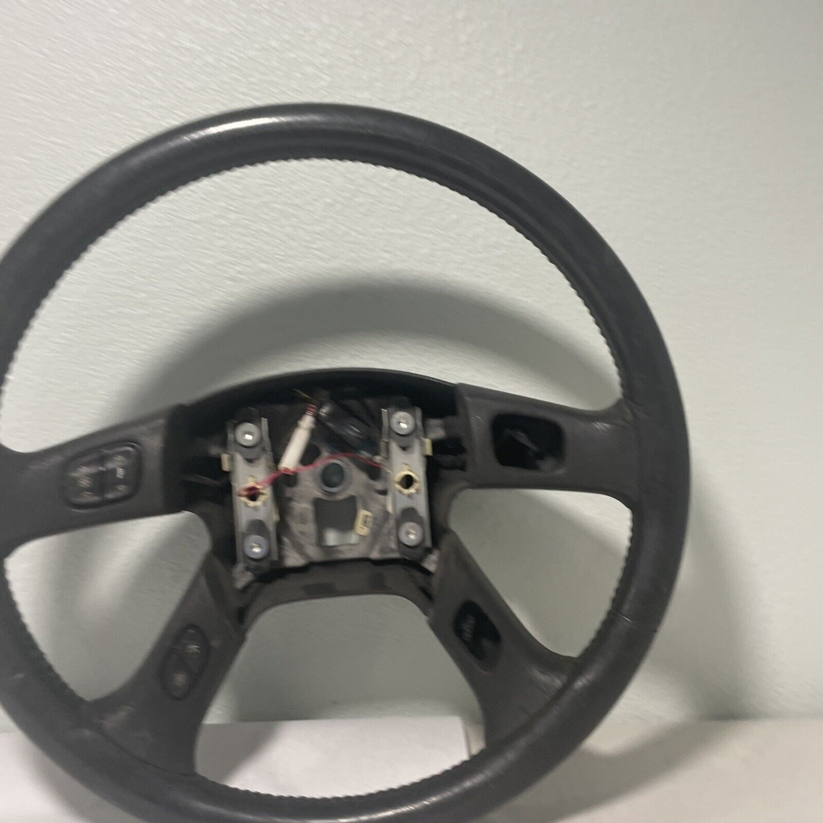 02-09 Chevy Trailblazer Steering Wheel OEM Black Leather Radio Envoy Rainier