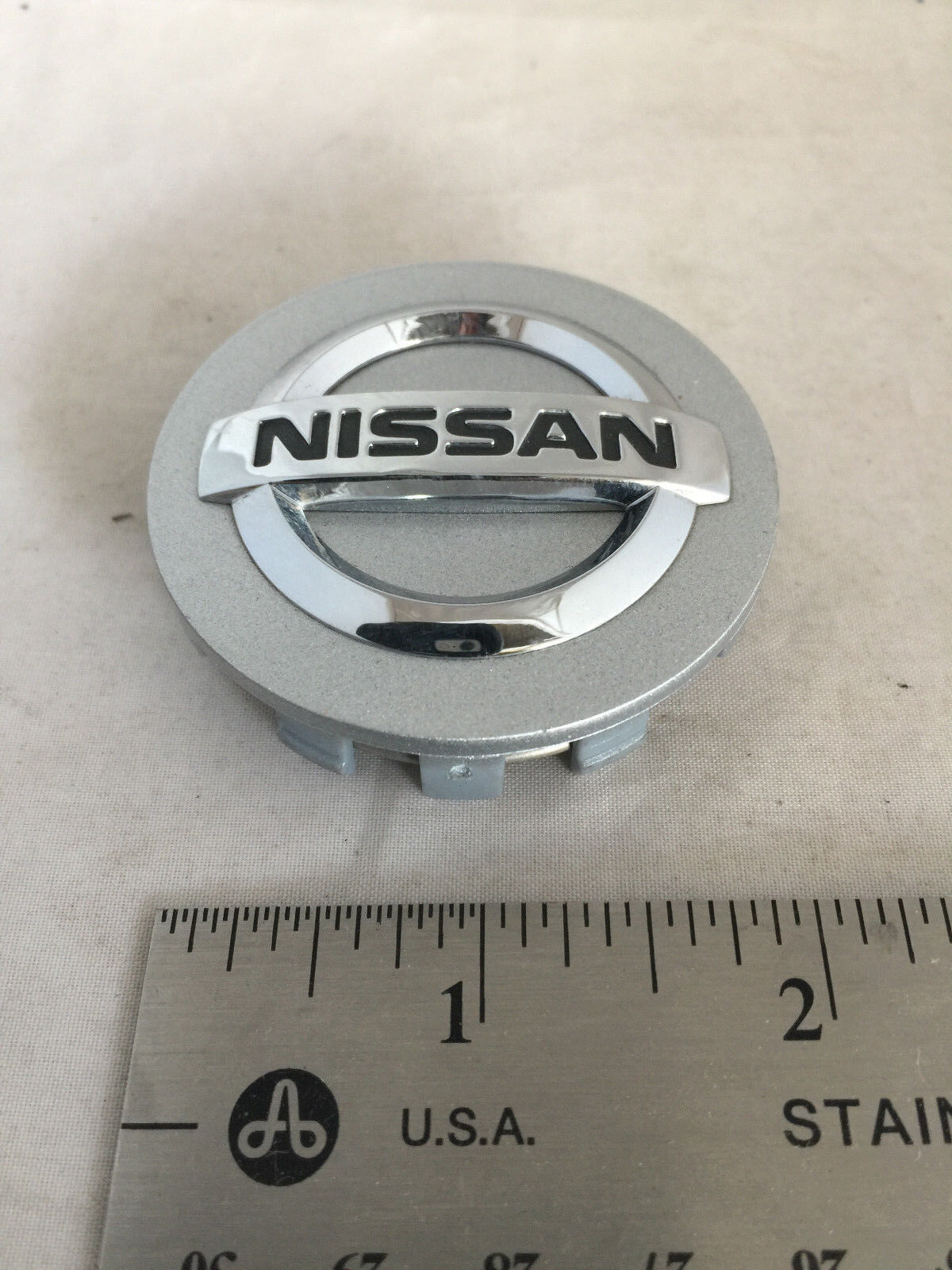 Nissan 350Z Altima Maxima Murano Wheel Center Hubcap Hub Cap OEM OE 40342 AU510