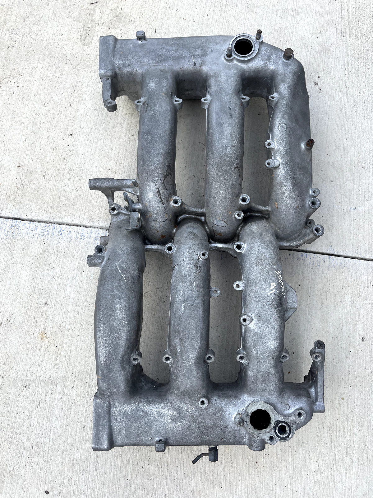 1991 NISSAN 300ZX NON-TURBO ENGINE MOTOR UPPER INTAKE MANIFOLD COLLECTOR OEM