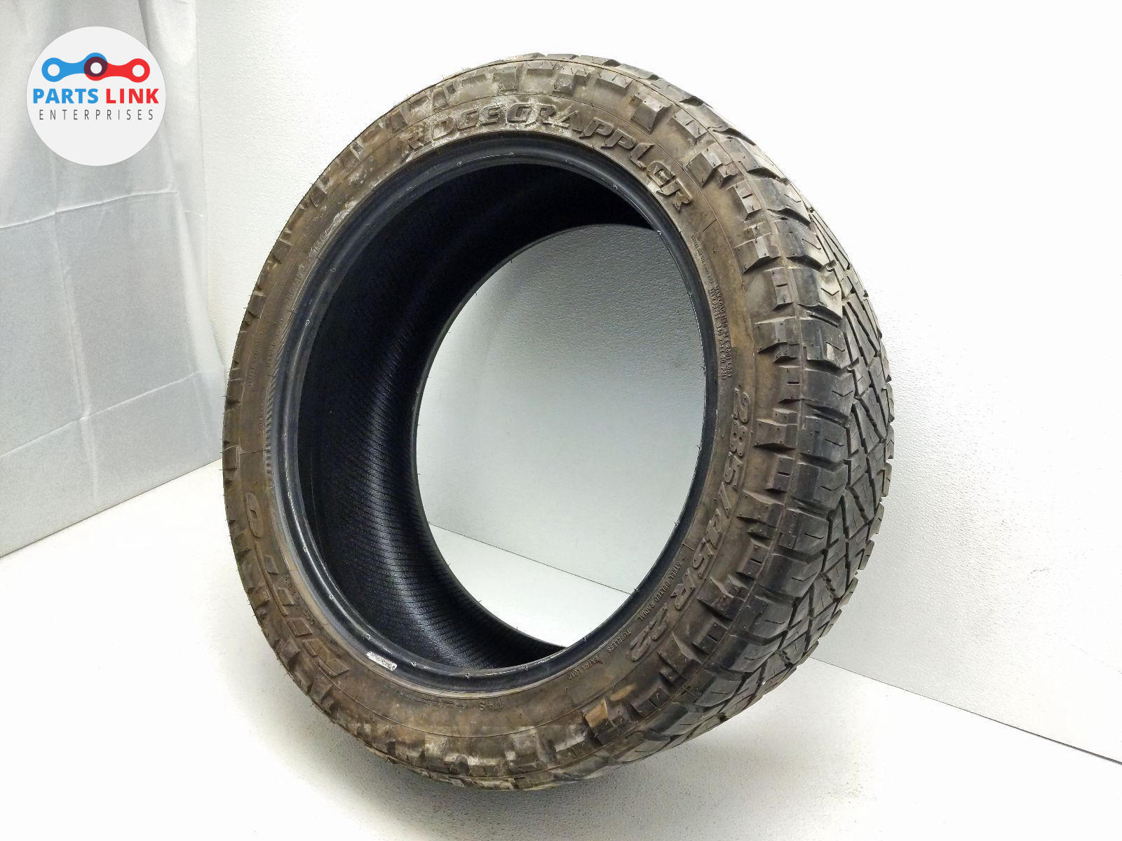 1 ONE USED NITTO RIDGE GRAPPLER TIRE 285/45R22 114Q NO PATCH 7/32NDS 65%