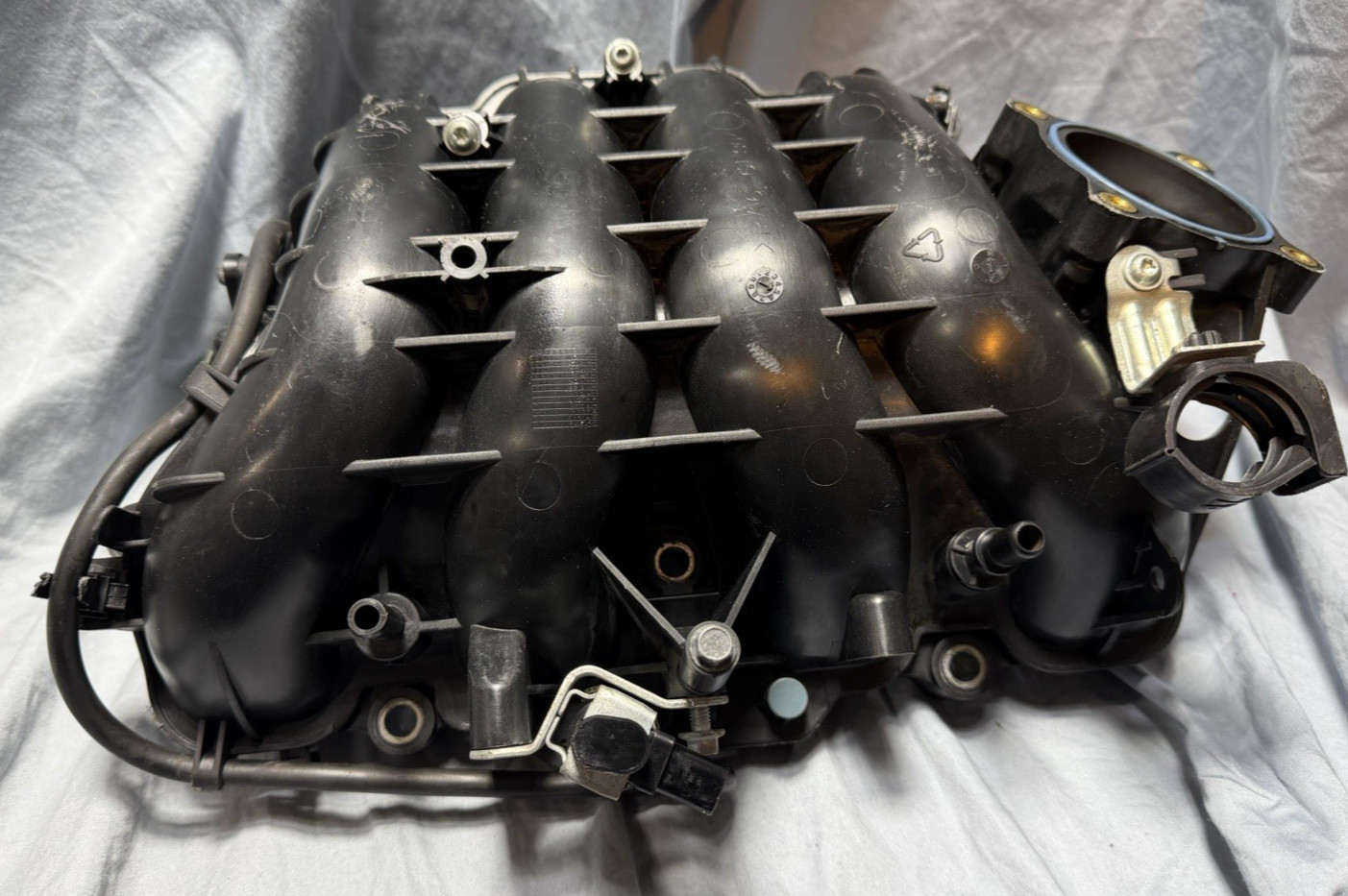 06 07 08, Mazda Miata MX-5, Intake Manifold, Outer, 2.0L, MT, LFE213130C, OEM