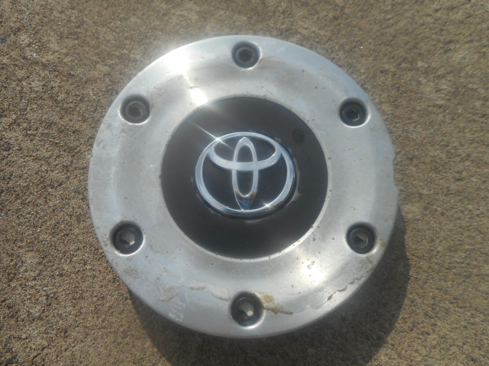 1 Toyota Solara Wheel Center Cap 1999 2000 2001 2002 2003 42603-AA050 Hubcap 16