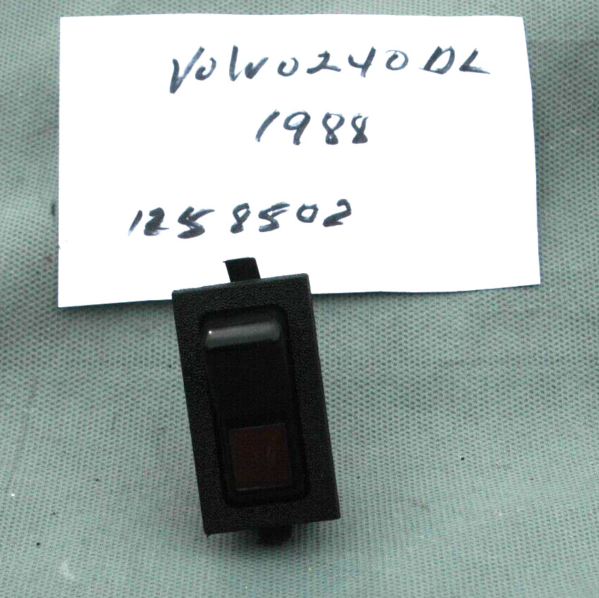 1988 Volvo 240 DL Seat Heater Switch. OEM 1258502