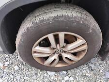 Used Wheel fits: 2013 Volkswagen Tiguan 16x6-1/2 alloy Grade C picture