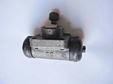 FORD TAUNUS 17M KOMBI TURNIER GERMAN MADE ATE  BRAKE REAR WHEEL CYLINDER  picture